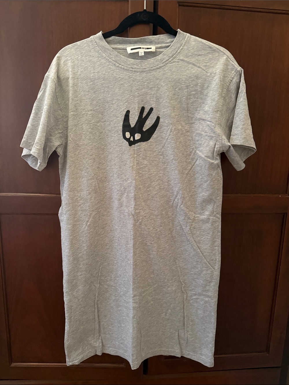 Alexander McQueen Light Gray Crewneck Tee with Black Swallow Skull